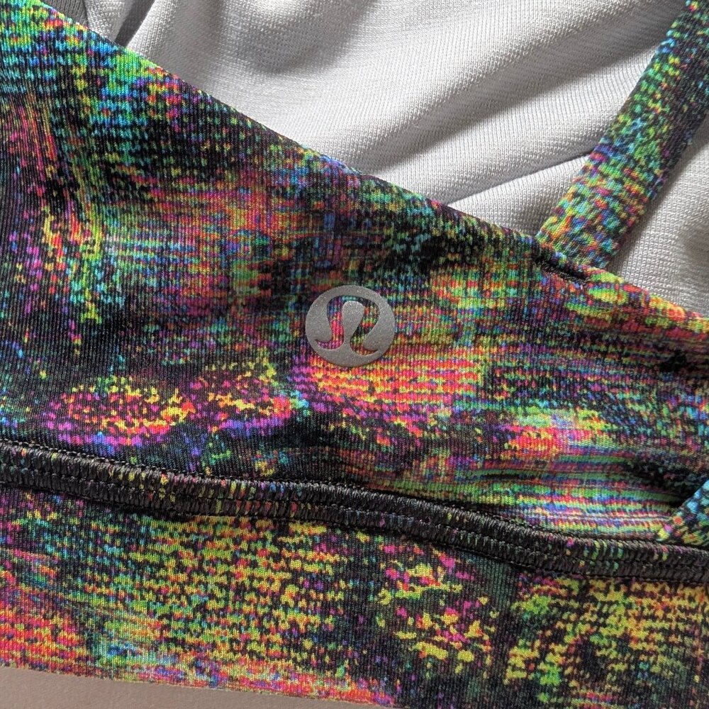 EUC Lululemon Energy Bra Glitch Tapestry Starlight Multi Women's 6 Small sports - Picture 4 of 9